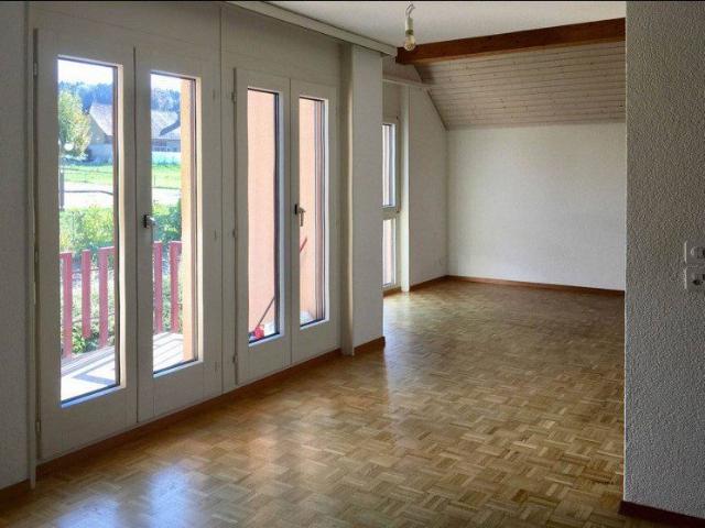 3.5 Zimmer, 90 m², 1. Stock
