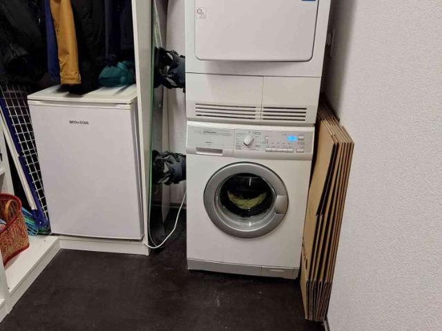 3.5 Zimmer, 90 m², 1. Stock