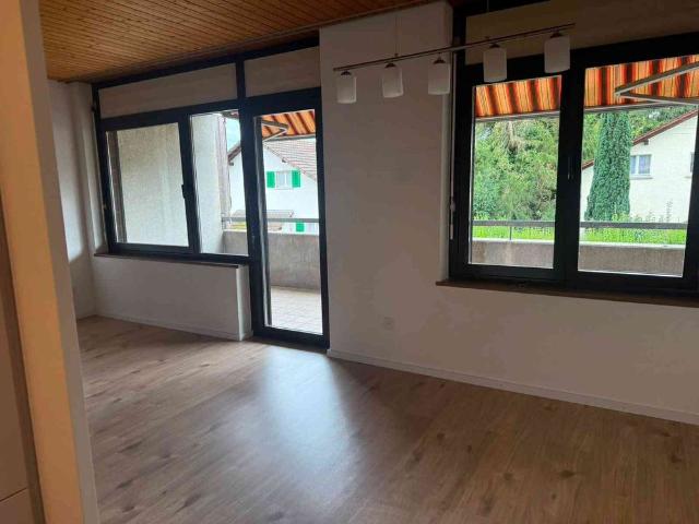 3.5 Zimmer, 90 m², 1. Stock
