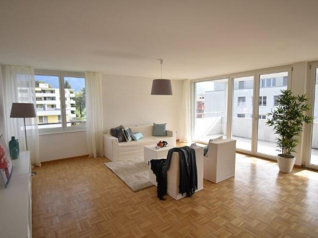3.5 Zimmer, 90 m², 1. Stock