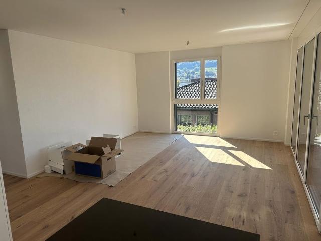 3.5 Zimmer, 90 m², 1. Stock