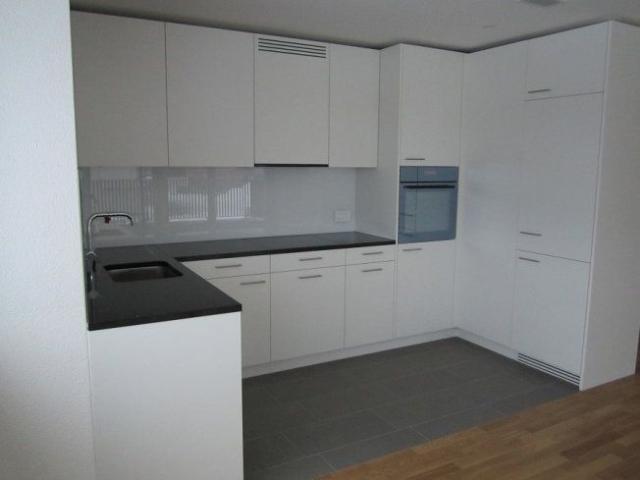 3.5 Zimmer, 90 m², 2. Stock