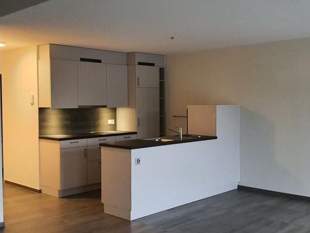 3.5 Zimmer, 90 m², 2. Stock