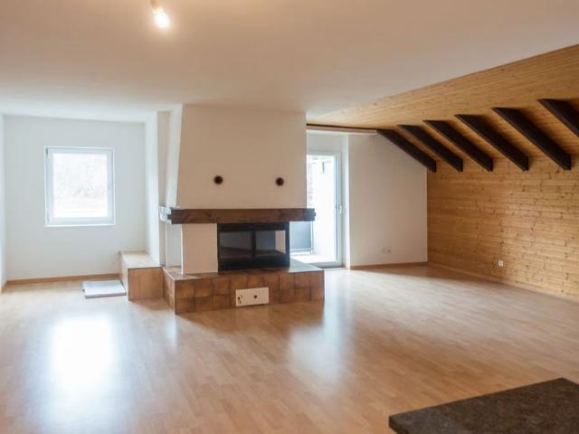 3.5 Zimmer, 90 m², 2. Stock
