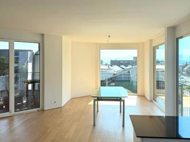 3.5 Zimmer, 90 m², 2. Stock