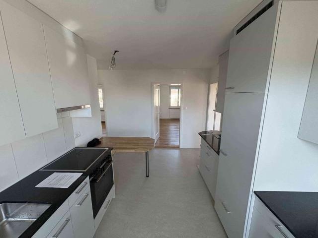 3.5 Zimmer, 90 m², 2. Stock