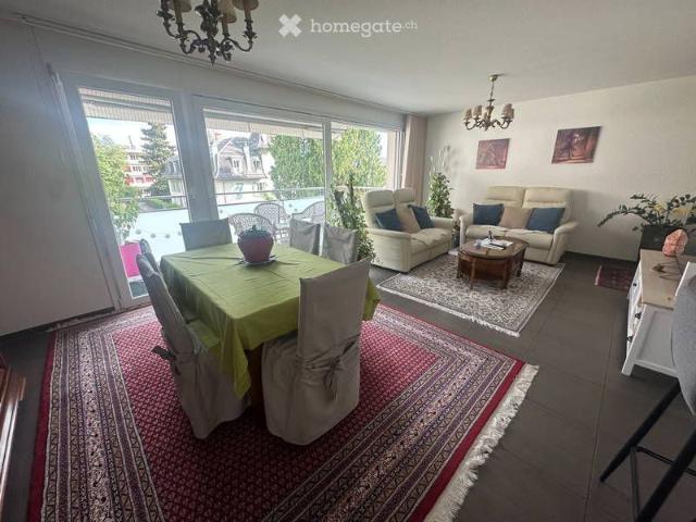 3.5 Zimmer, 90 m²
