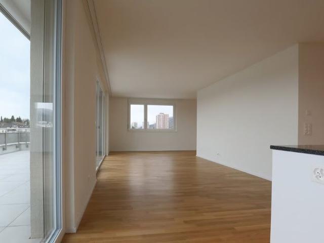3.5 Zimmer, 90 m², 4. Stock
