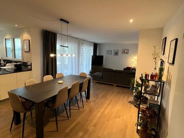 3.5 Zimmer, 90 m²