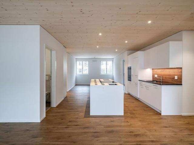 3.5 Zimmer, 90 m², EG