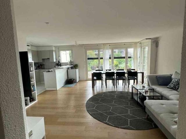3.5 Zimmer, 90 m², EG