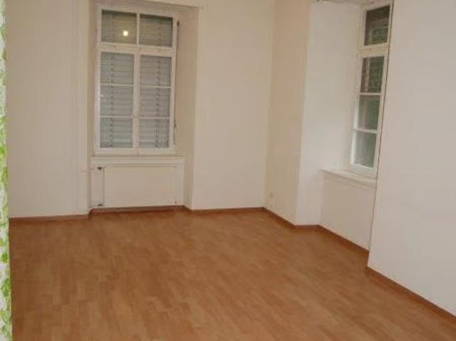 3.5 Zimmer, 90 m², EG