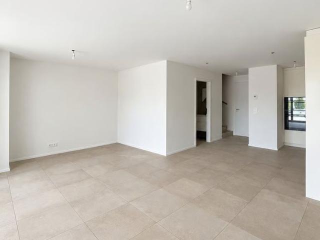 3.5 Zimmer, 92 m², 1. Stock