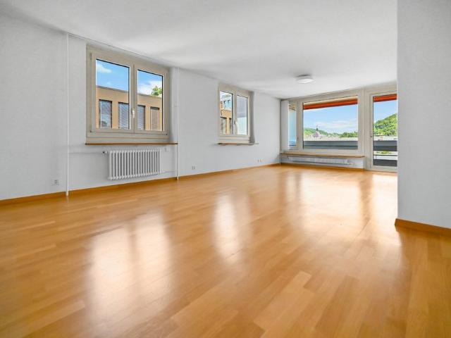3.5 Zimmer, 92 m², 5. Stock