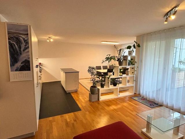 3.5 Zimmer, 93 m², 1. Stock