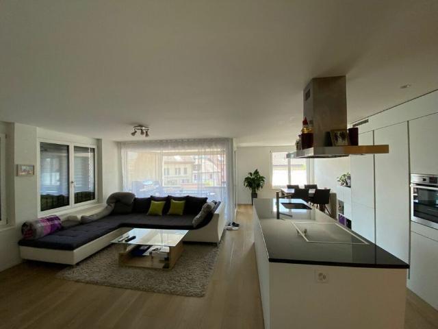 3.5 Zimmer, 93 m², 2. Stock