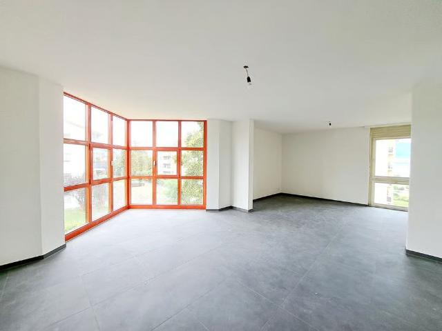 3.5 Zimmer, 93 m², 2. Stock