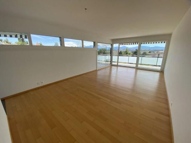 3.5 Zimmer, 93 m², 2. Stock
