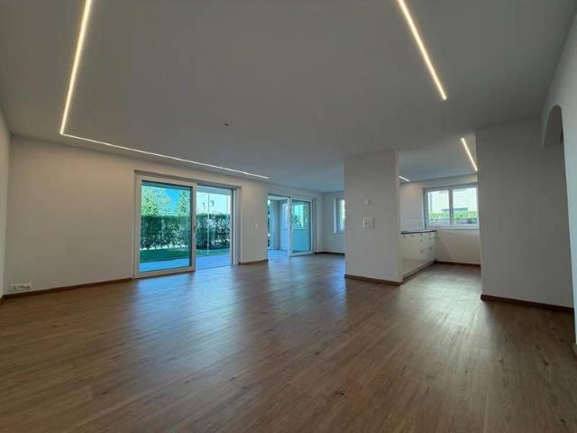3.5 Zimmer, 93 m², EG