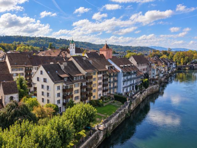 3,5 Zimmerwohnung direkt am Rhein mit traumhafter Aussicht