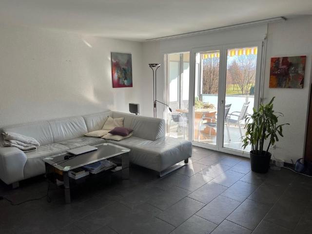 3.5 Zimmerwohnung im Eigentumsstandard nahe Golfpark zu vermieten