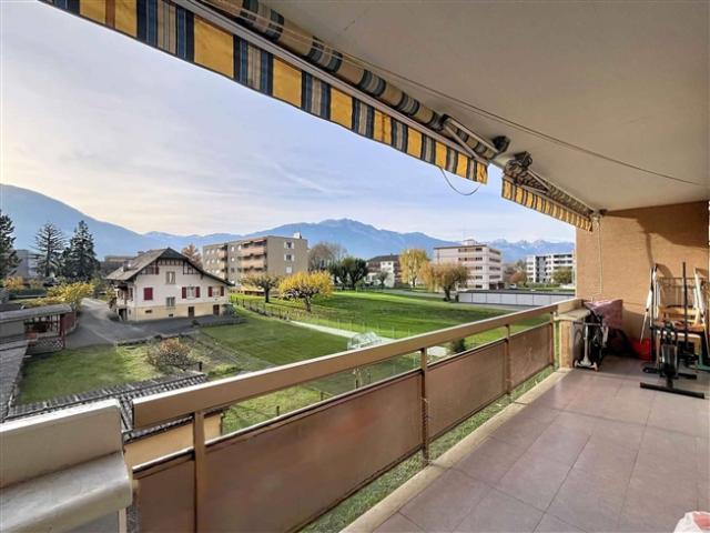3.5 Zimmerwohnung mit schönem Bergblick