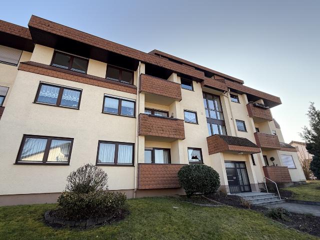 3,5 ZIMMERWOHNUNG MIT TIEFGARAGENSTELLPLATZ
