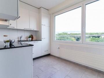 3.5 ZW à 68m² im 3. OG Topmoderne Wohnung in Brügg