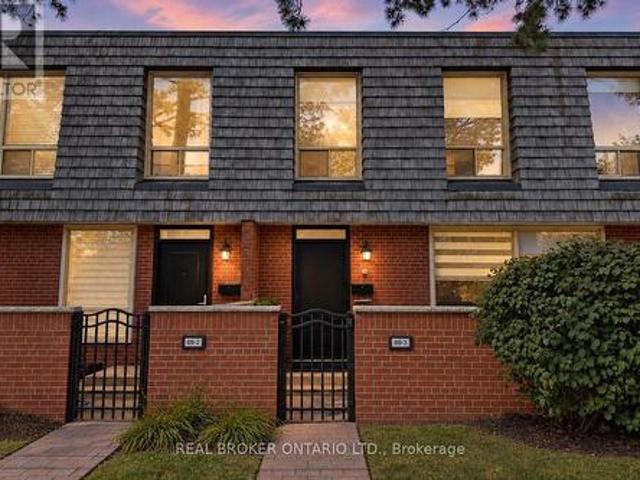 3 69 Upper Canada Drive, Toronto, ON, M2P 2A2 townhouse for sale | Listing ID C13806 | Royal LePage