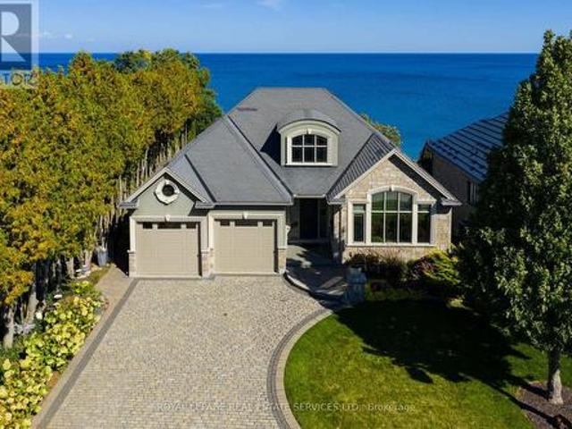 3 61 Lake Street, Grimsby, ON, L3M 2G6 Luxury House for sale | Listing ID X13588 | Royal LePage Carriage Trade Luxury Properties