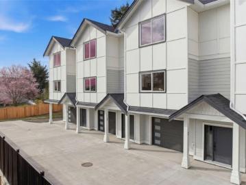 3 621 Broadway St, Saanich, BC, V8Z 2G5 house for sale | Listing ID 1041 | Royal LePage