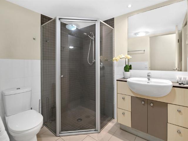 Short Term 3 4 Months Only, Fully Furnished, sleeps upto 4 people, Bills Extra