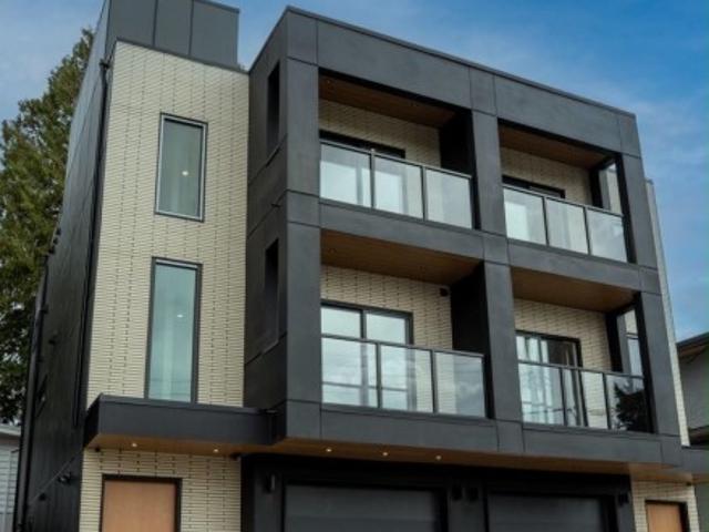 3 7554 Wright Street, Burnaby, BC, V3N 3W7 duplex for sale | Listing ID R3163 | Royal LePage