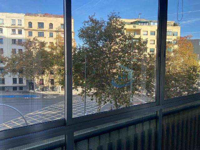 | 3.800 €, 109 m²