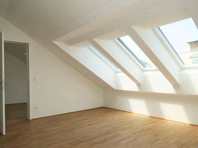 3,83% Rendite Vorsorgewohnung Schön aufgeteilte Wohnung 2 Zimmer TOP 11, DG STIEGE 1