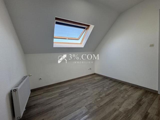 3%COM Appartement F2 avec parking