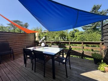3%COM Charmant triplex avec 3 chambres 2 terrasses gara