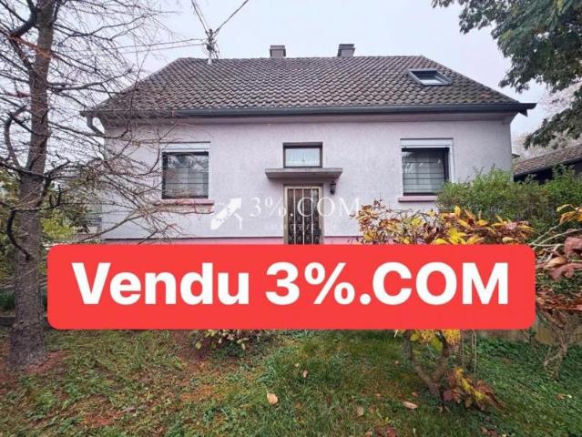 3%COM Charmante maison avec 3 chambres jardin et dépendanc