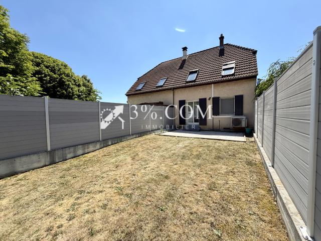 3%COM En EXCLUSIVITÉ À REICHSTETT, maison mitoyenne d’environ 81m2 habitables sur un terrain de 1a70