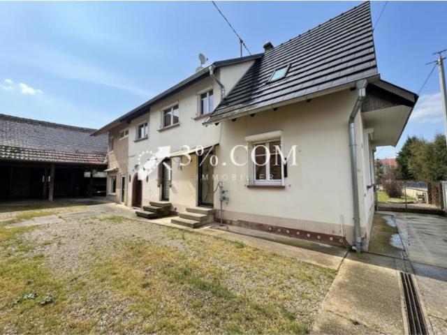 3%COM Jolie maison rénovée avec local indépendant jardin