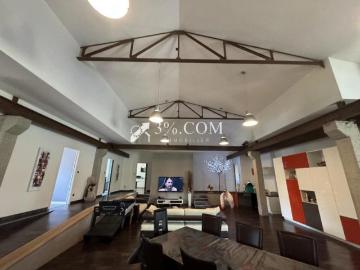 3%COM LOFT industriel avec jardin sur 10 ares