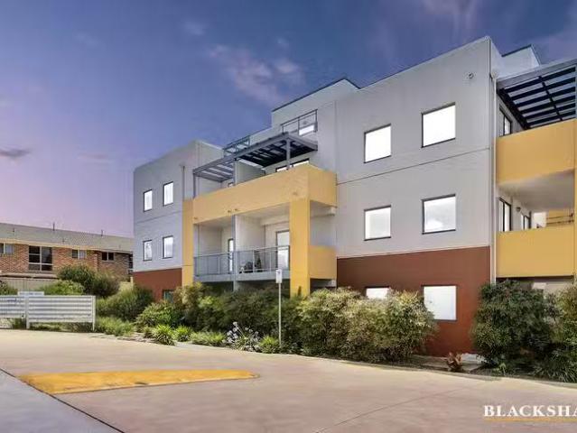 3A/17 Uriarra Road, Queanbeyan, NSW 2620