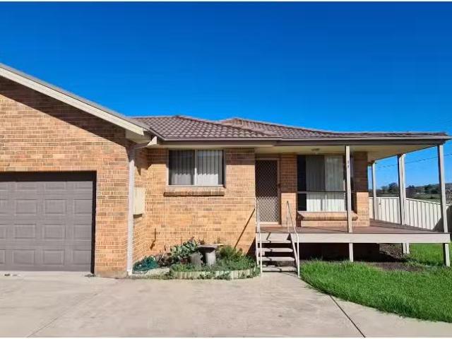 3a Wollombi Road, Muswellbrook Townhouse for rent Listed by P.