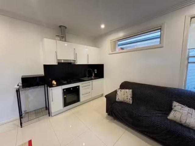 3A Ancona Ct, Plumpton House for rent Listed by Sharnah Simps.