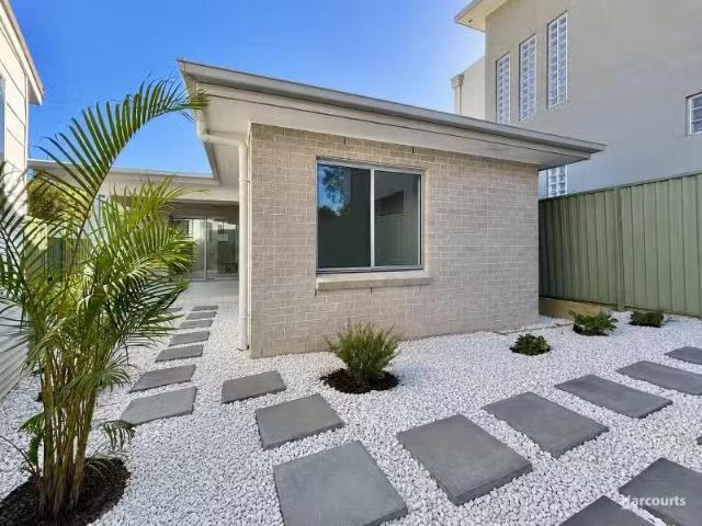 3A Bocking Avenue, Bradbury House for rent Listed by Campbell.