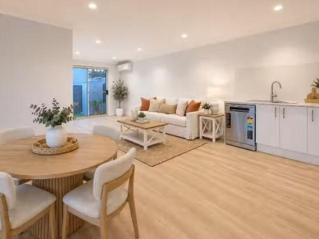 3a Clattercote Street, INGLEBURN House for rent Listed by Tea.