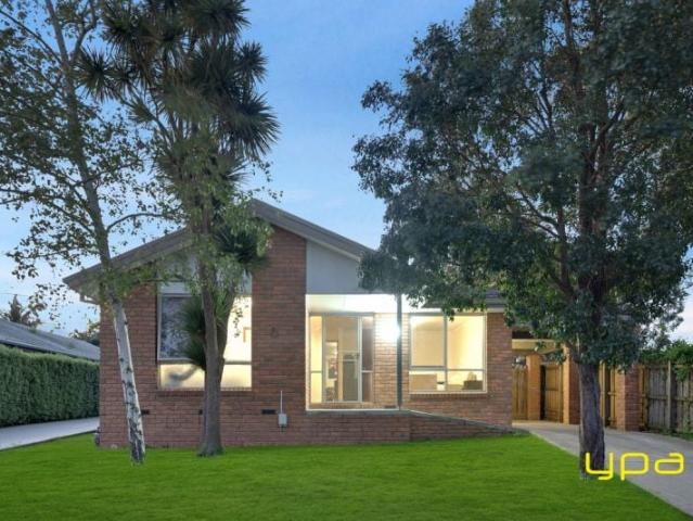 3A Hawker Gardens, Berwick