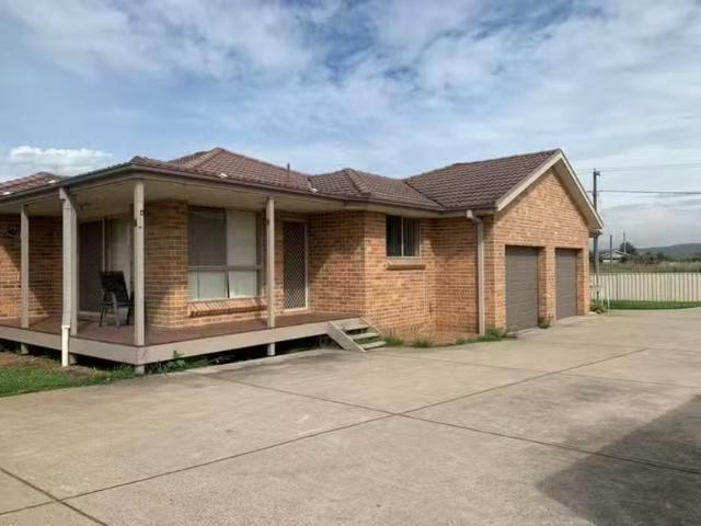 3B Wollombi Road, Muswellbrook Townhouse for rent Listed by P.