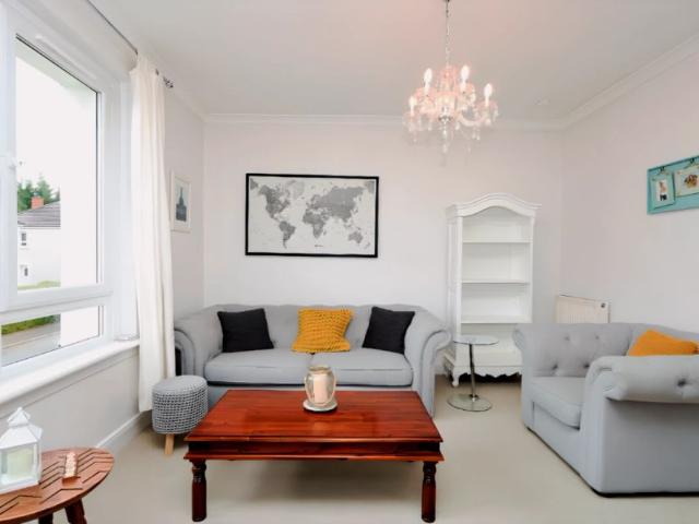 3Bedrooms, 1Bathrooms