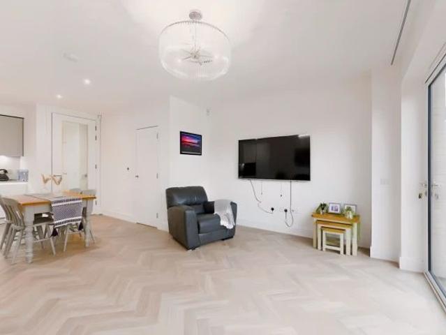 3Bedrooms, 4Bathrooms